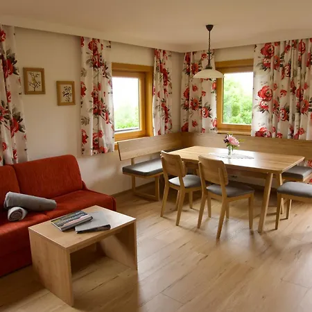 Trillerhof بيت ضيافة